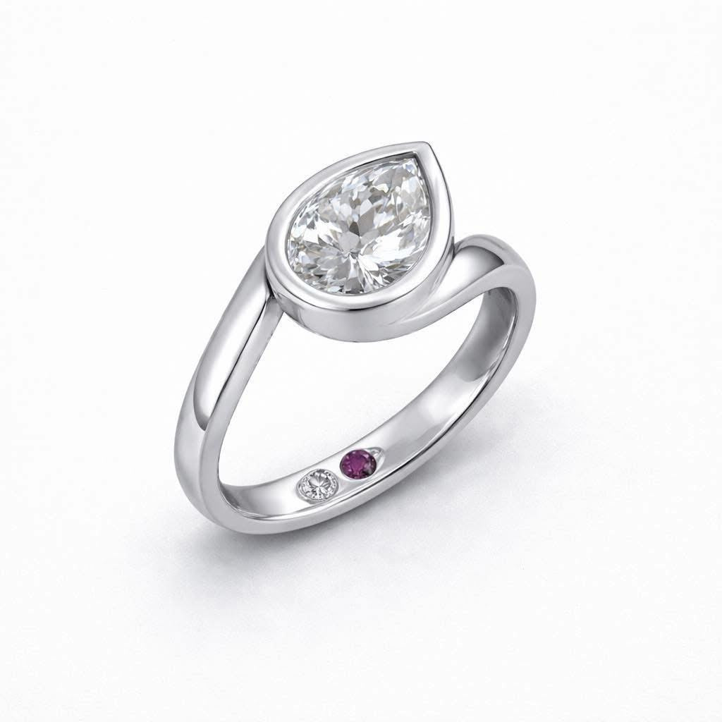Elara Solitaire Ring