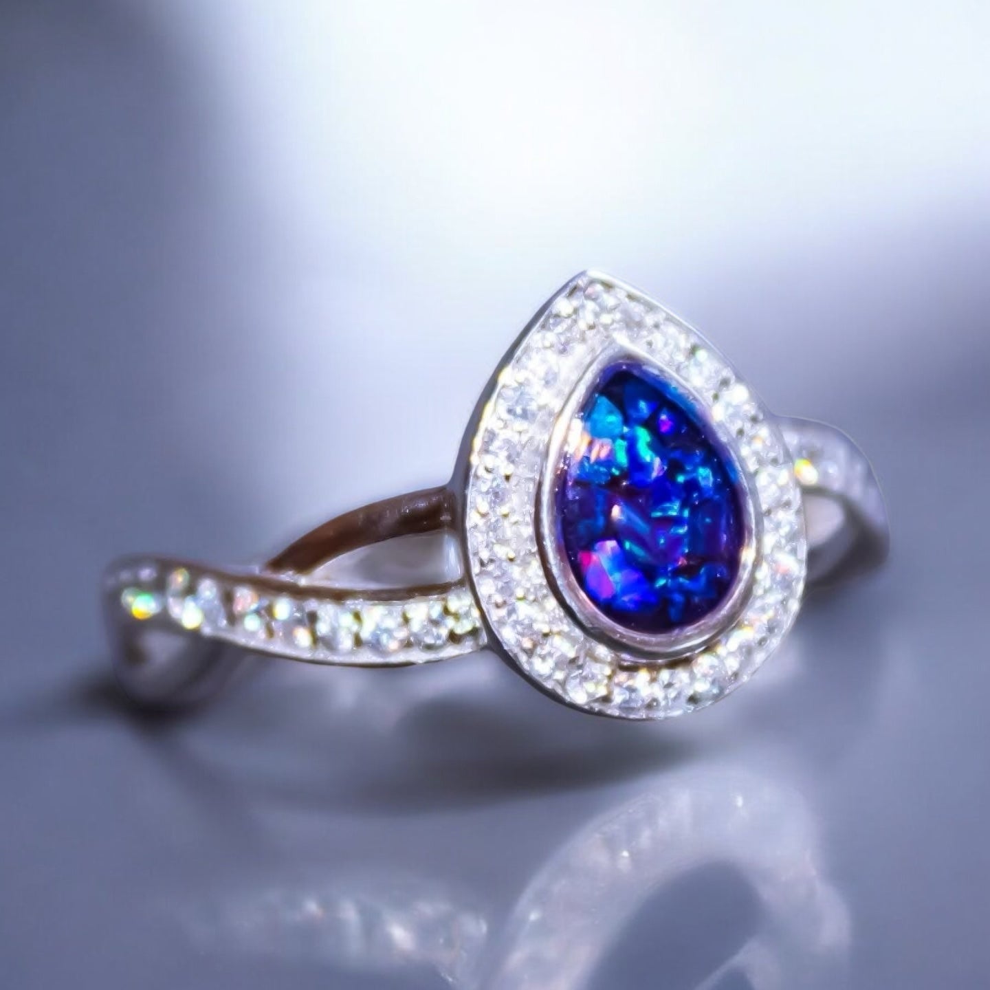 Sterling Silver Criss Cross Pear Ring