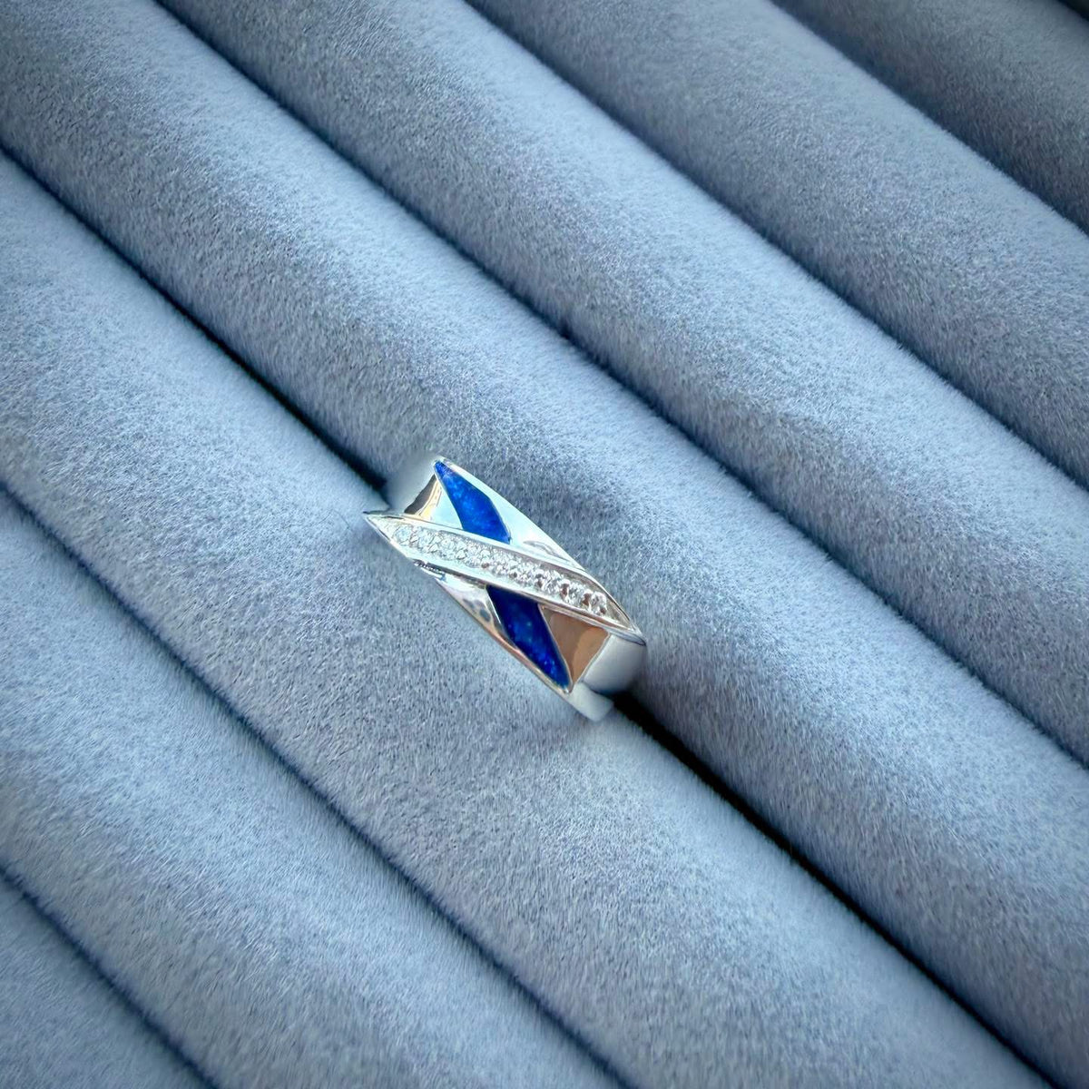 Alba Cross 7mm Ring