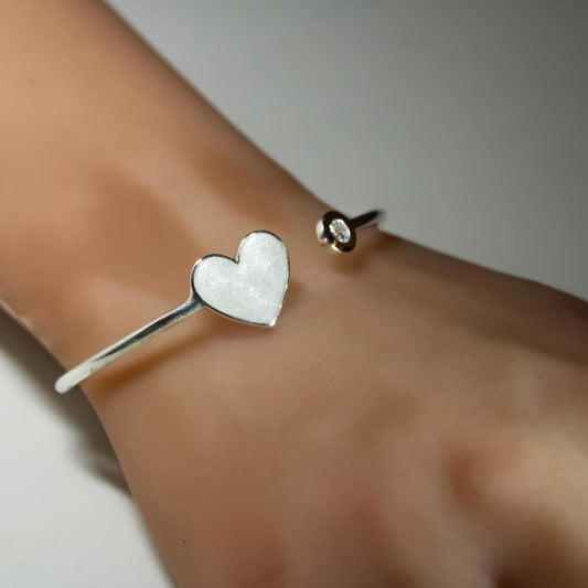 Cubic Zirconia Heart Bangle