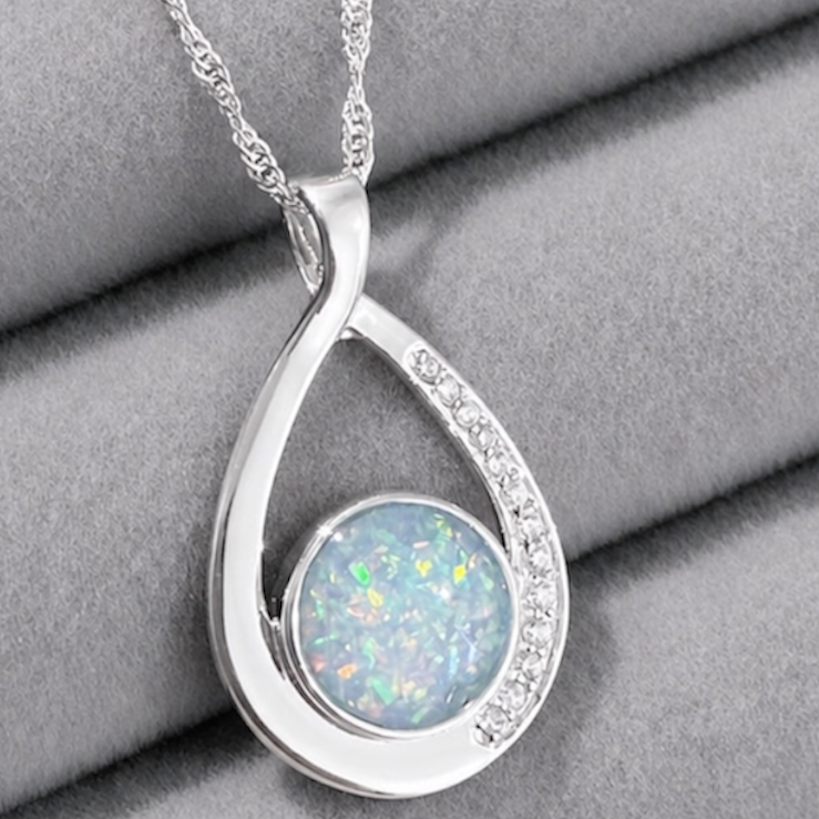 Evernear Drop Pendant