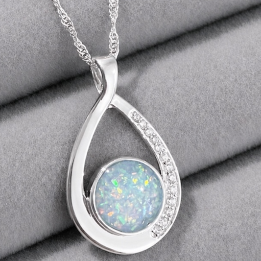 Evernear Drop Pendant